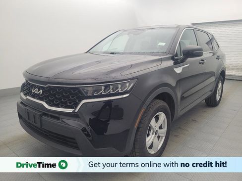 Used 2022 Kia Sorento LX image 1