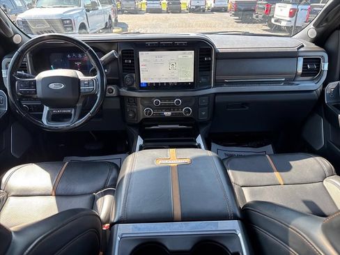 Used 2023 Ford F450 Platinum w/ FX4 Off-Road Package AWD/4WD image 22