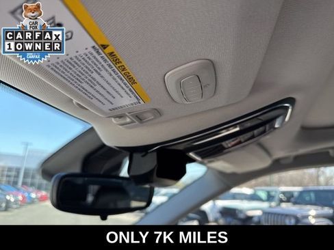 Used 2023 Jeep Grand Cherokee Limited image 37