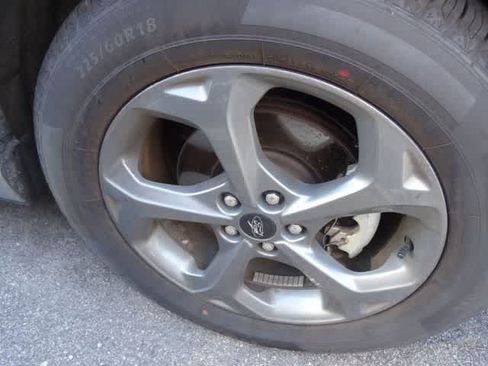 Used 2024 Ford Escape ST-Line FWD image 13