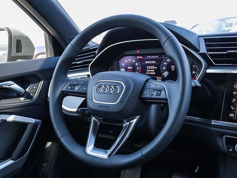 New 2025 Audi Q3 2.0T Premium image 21