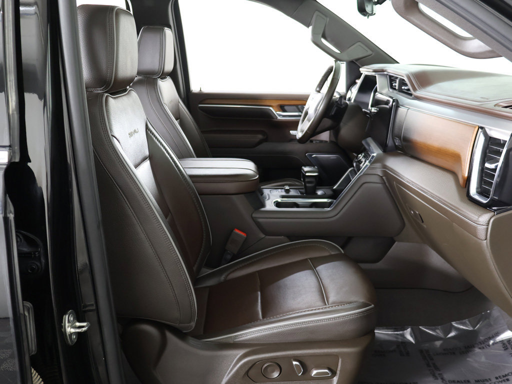 Used 2023 GMC Sierra 1500 Denali w/ Denali Reserve Package AWD/4WD image 38