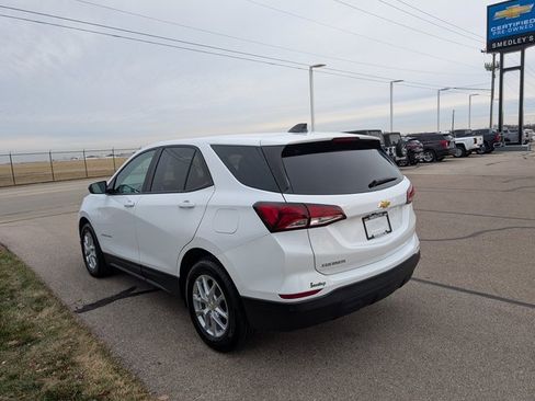 Used 2023 Chevrolet Equinox LS w/ LS Convenience Package image 10
