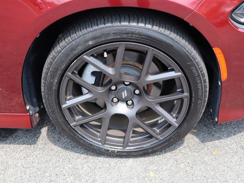 Used 2018 Dodge Charger R/T RWD image 14