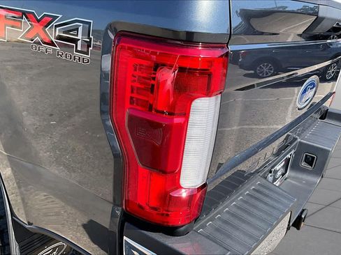 Used 2019 Ford F350 Lariat w/ Lariat Ultimate Package AWD/4WD image 28