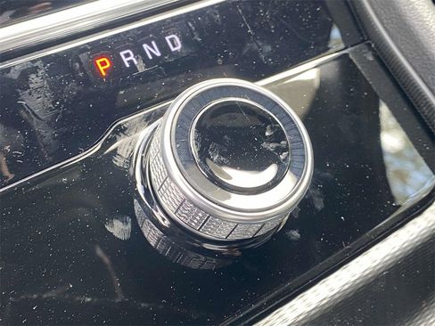 New 2025 Jeep Grand Cherokee Altitude image 21