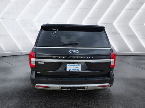 Used 2024 Ford Expedition XLT AWD/4WD image 6