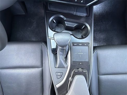 Used 2020 Lexus UX 250h w/ Premium Package image 36