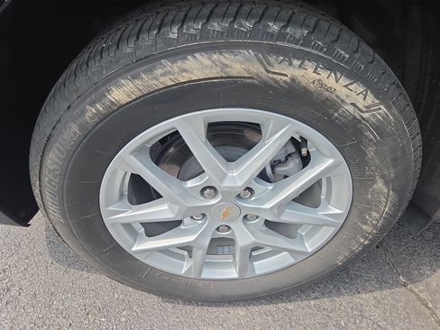 Used 2024 Chevrolet Equinox LT AWD/4WD image 10