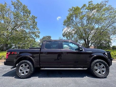 Used 2018 Ford F150 XLT w/ Equipment Group 302A Luxury AWD/4WD image 10