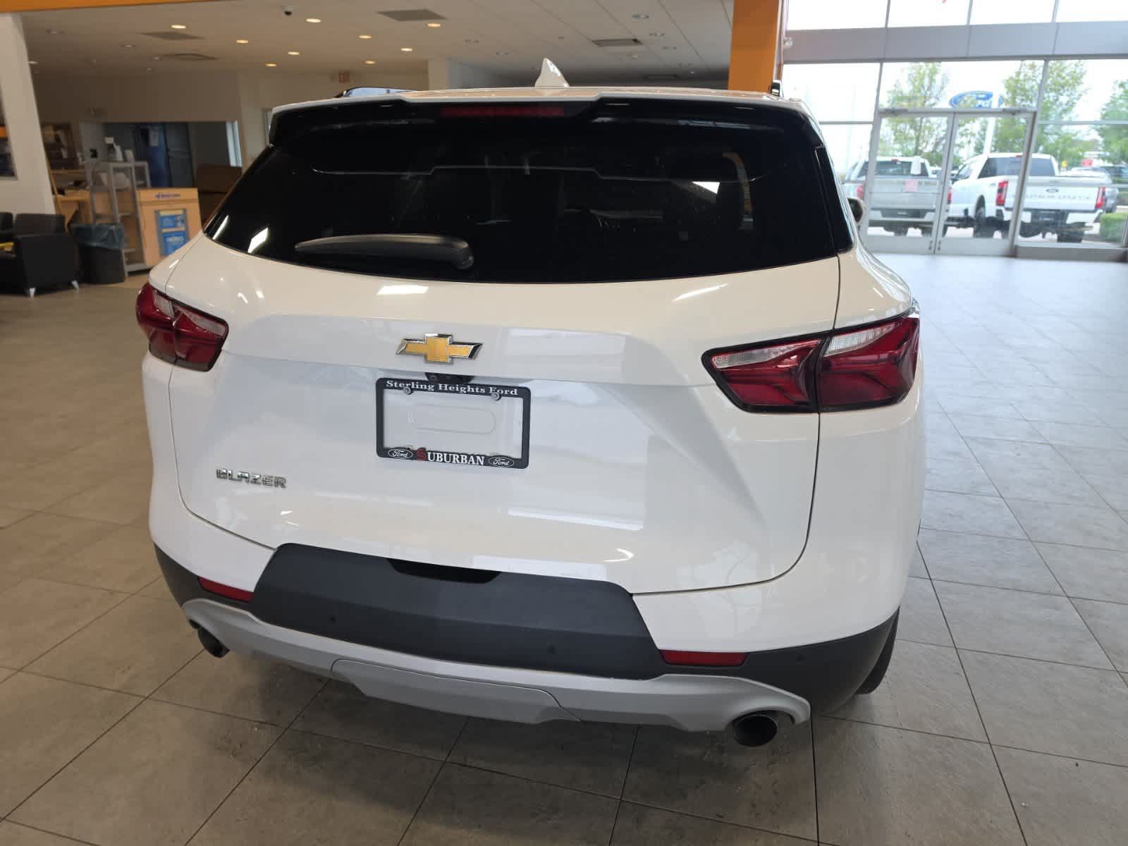 Used 2019 Chevrolet Blazer LT w/ Sun and Wheels Package FWD image 9