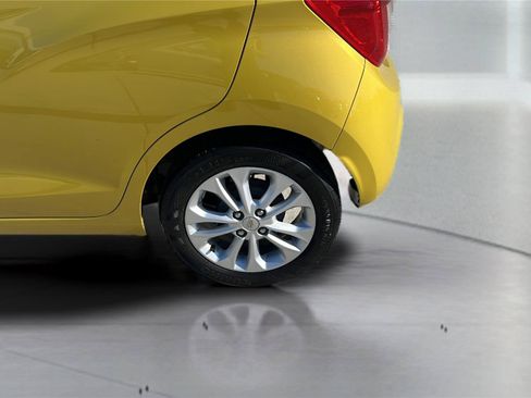 Used 2022 Chevrolet Spark LT FWD image 22