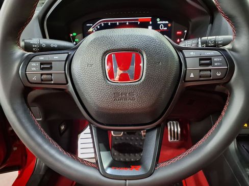 Used 2024 Honda Civic Type R image 19