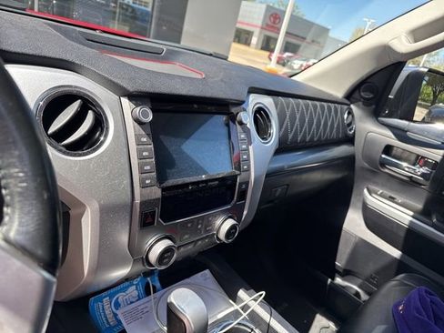 Used 2020 Toyota Tundra Platinum image 28