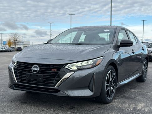 New 2025 Nissan Sentra SR w/ SR Premium Package image 2