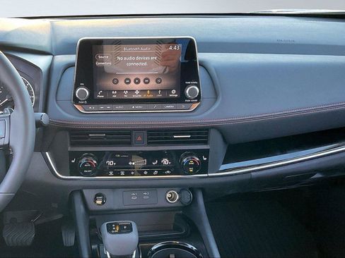 New 2026 Nissan Rogue SV AWD/4WD image 8