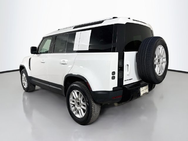 New 2026 Land Rover Defender 110 S AWD/4WD image 6