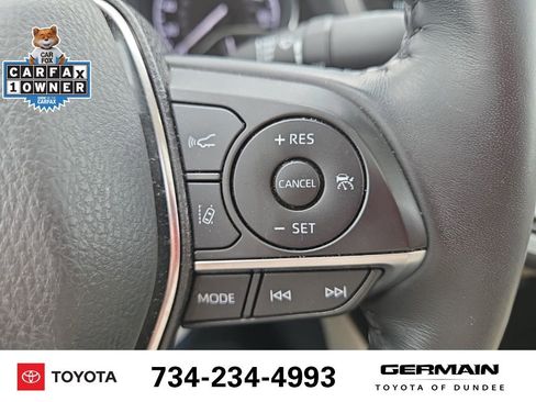 Used 2020 Toyota Camry XLE w/ Sunroof Package FWD image 23