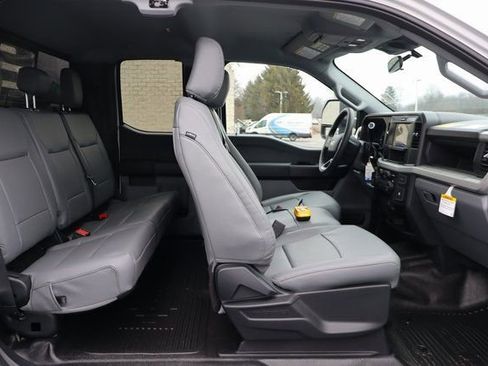 New 2026 Ford F550 4x4 Supercab Super Duty image 41