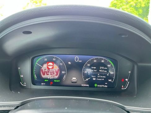 Used 2025 Honda Civic Sport Touring image 13