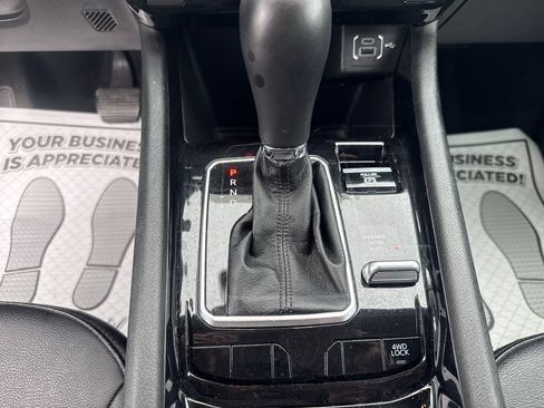 Used 2025 Jeep Compass Limited AWD/4WD image 19