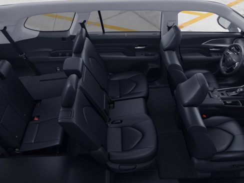New 2026 Toyota Grand Highlander XLE FWD image 22