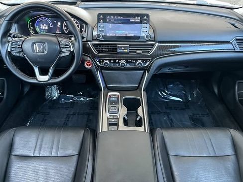 Used 2022 Honda Accord Touring image 10