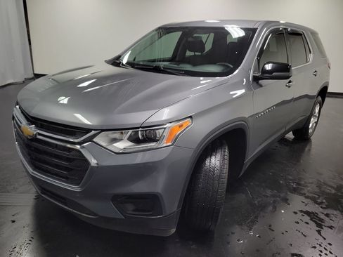 Used 2021 Chevrolet Traverse LS w/ LPO, Cargo Package FWD image 4