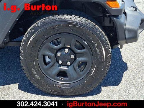 Certified 2022 Jeep Wrangler Unlimited Sport AWD/4WD image 8