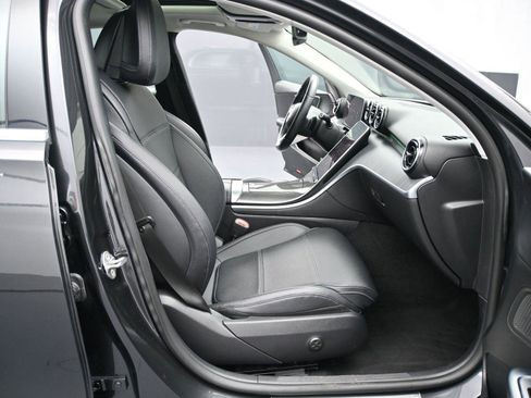 Used 2022 Mercedes-Benz C 300 Sedan image 14