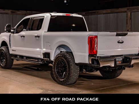 Used 2023 Ford F350 XLT image 6