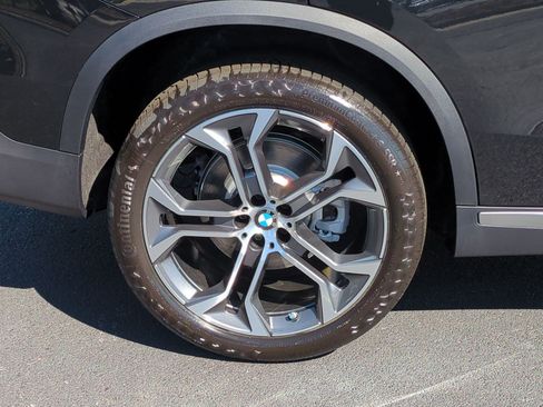 Used 2026 BMW X5 xDrive40i AWD/4WD image 13