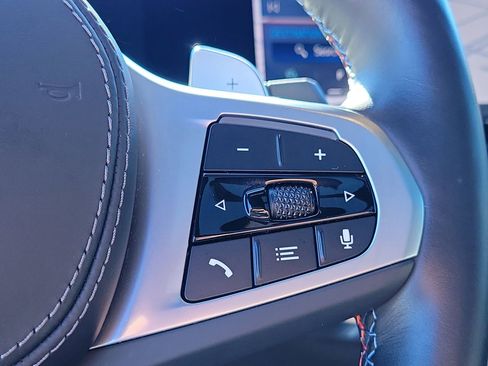 Used 2024 BMW X7 M60i w/ Executive Package image 38