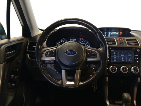 Used 2018 Subaru Forester 2.5i Limited image 12