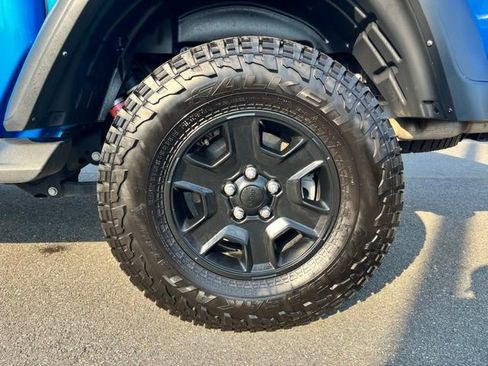 Used 2023 Jeep Gladiator Mojave w/ LED Lighting Group image 13