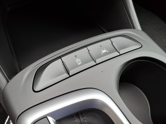 New 2026 Buick Envista Sport Touring w/ Convenience I Package FWD image 32