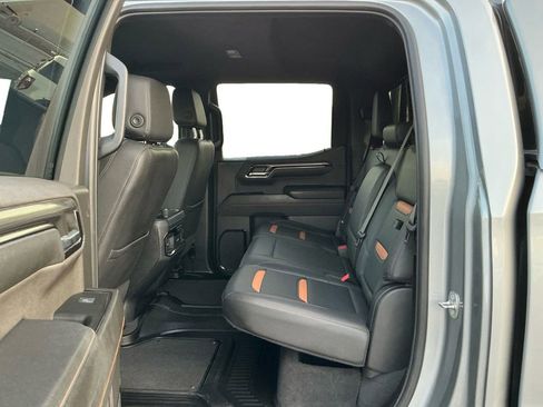 Used 2024 GMC Sierra 1500 AT4 w/ Technology Package image 21