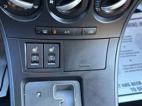 Used 2012 MAZDA MAZDA3 i Grand Touring image 24