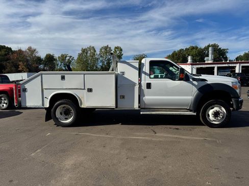 Used 2014 Ford F550 4x4 Regular Cab Super Duty image 6