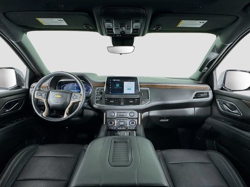 Used 2023 Chevrolet Suburban High Country w/ Max Trailering Package AWD/4WD image 15