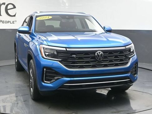 Used 2024 Volkswagen Atlas Cross Sport SEL R-Line AWD/4WD image 52