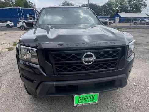 Used 2022 Nissan Frontier S w/ Technology Package RWD image 3