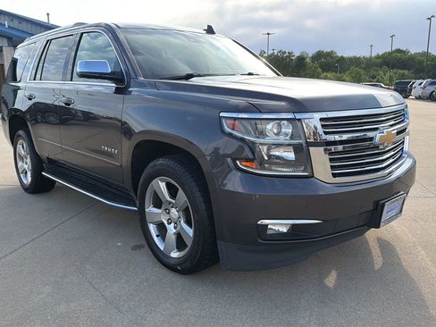 Used 2018 Chevrolet Tahoe Premier AWD/4WD image 30