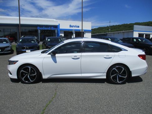 Certified 2021 Honda Accord Sport image 8