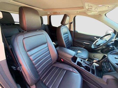 Used 2019 Ford Escape SEL AWD/4WD image 30