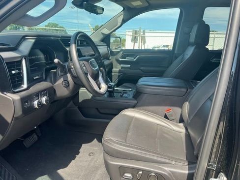 Used 2024 GMC Sierra 1500 Denali w/ Denali Reserve Package AWD/4WD image 9