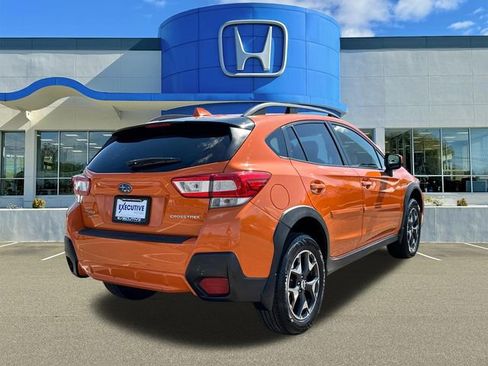 Used 2018 Subaru Crosstrek 2.0i Premium w/ Moonroof Package AWD/4WD image 2