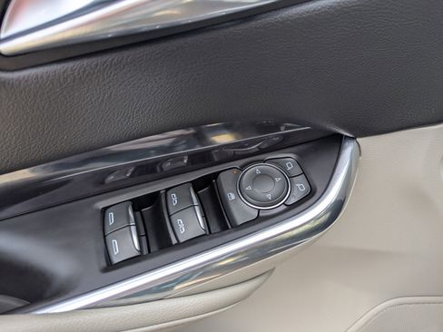 Used 2019 Cadillac XT4 Luxury image 13