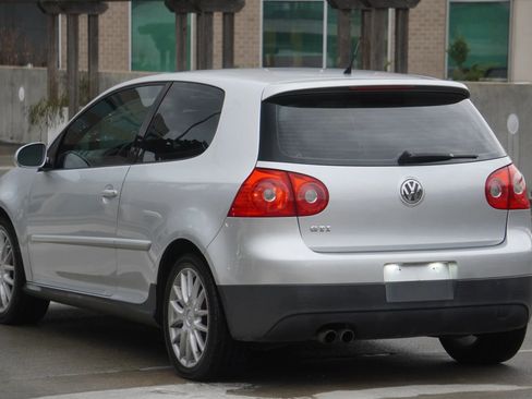 Used 2007 Volkswagen GTI 2.0T 2-Door image 9