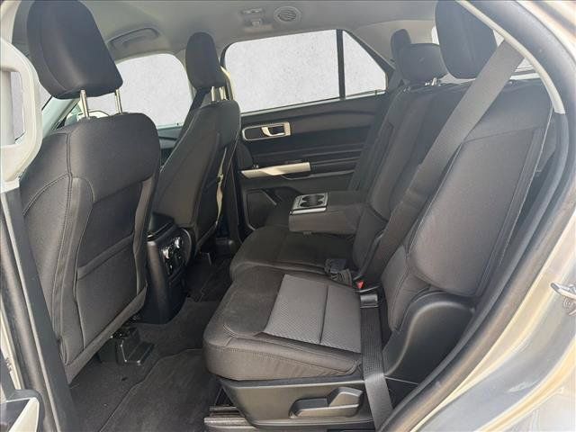 Used 2022 Ford Explorer XLT RWD image 18